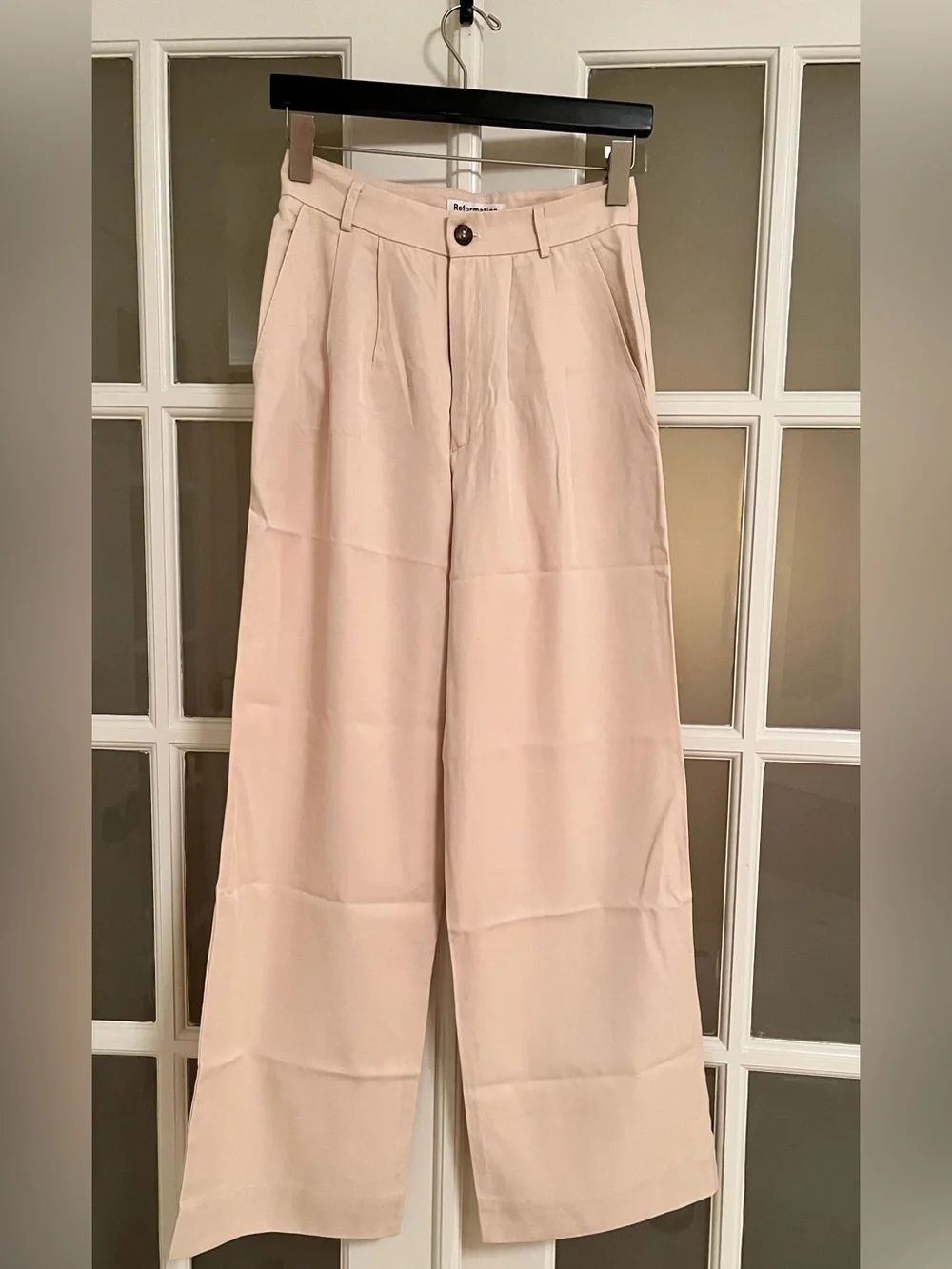 Reformation loose leg pants, cream, 2 - Picture 1 of 7